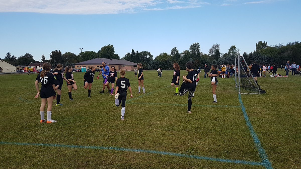 msharries93's tweet photo. Such a fun day playing soccer! So proud of these girls. #tvdsbsoccer #cobrascan @jrcallwood https://t.co/YQT3rE8fHV