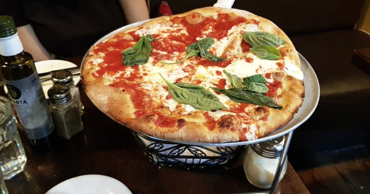 PatsysPizzaNYC's tweet photo. all for you..... 🍕 🍕 🍕
*
*
*
*
*
*
*
*
*
*
*
#patsys #patsyspizza #patsyspizzeria #nycpizza #pizzanyc #margherita #margheritapizza #sogood #cheese #marinara #marinarasauce #perfection #incredible #amazing #eatpizza #pizzaeats #thursdaynight #amazingeats #eatsnow #eatwell https://t.co/IjELL4CN9F