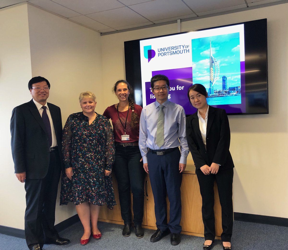 Michelle Bloor (@drmichellebloor) on Twitter photo Delighted to meet delegates from Zhejiang University, China 🇨🇳 today to discuss marine focused teaching & research collaborations for our <a href="/UopEnvsci/">SEES UoP Environmental Programme</a> & <a href="/UoPMarineBiol/">UoP Marine Biology</a> students & staff. <a href="/portsmouthuni/">University of Portsmouth</a> <a href="/UoPScience/">UoP Faculty of Science & Health</a> <a href="/RorroDew/">Rocio Perez-Barrales</a> Delighted to meet delegates from Zhejiang University, China 🇨🇳 today to discuss marine focused teaching & research collaborations for our <a href="/UopEnvsci/">SEES UoP Environmental Programme</a> & <a href="/UoPMarineBiol/">UoP Marine Biology</a> students & staff. <a href="/portsmouthuni/">University of Portsmouth</a> <a href="/UoPScience/">UoP Faculty of Science & Health</a> <a href="/RorroDew/">Rocio Perez-Barrales</a>