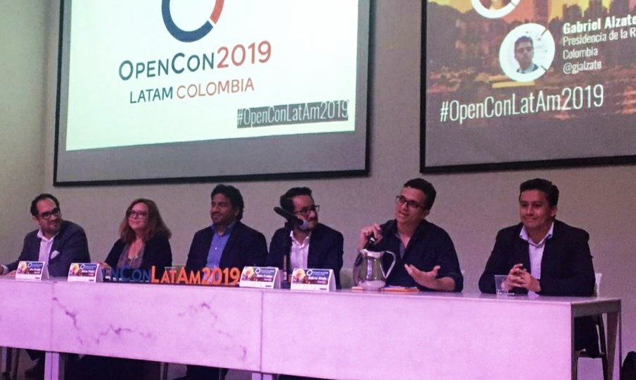 STransparencia's tweet image. #TECNOLOGÍA| Participamos en el #Opencon2019, el evento internacional de ciencia abierta más grande de Latinoamérica, en el cual hicimos presencia hablando de la importancia de la infraestructura abierta para luchar contra la corrupción.
#RutaDeLaIntegridad