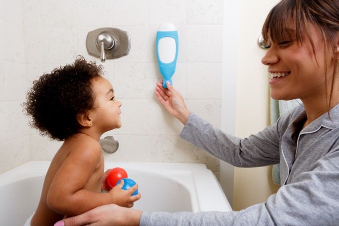 Wondering how you can keep the littles entertained and get them clean at the same time? Check out our blog. Team Squeezi™ is on it.

  thesqueezi.com/blogs/news/tip…

#Squeezi #bathaddict