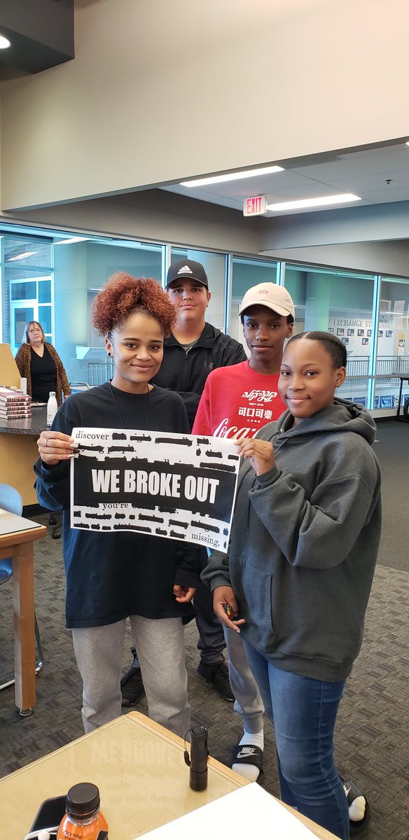Akc_DisneyDiva's tweet photo. Thank you @mchambers31 and @AmyTay71 for putting together a fantastic banned book week breakout box. #titanstrong #lsr7proud https://t.co/5Ax8IL4U9g