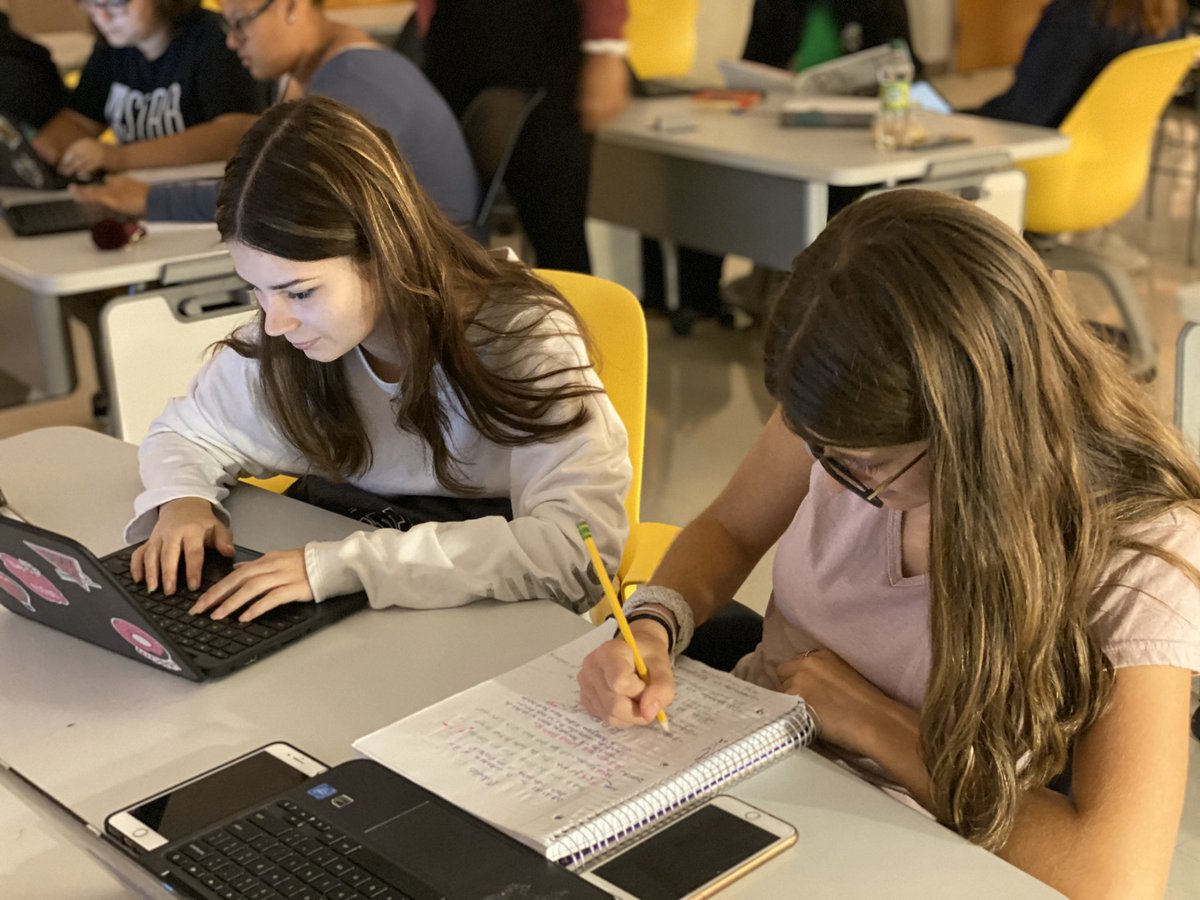 msusenia's tweet photo. This is what focus looks like! @nphsPTECH @MagillChristen @BasecampNE #ptech #summitlearning https://t.co/VsG1vFU4lF