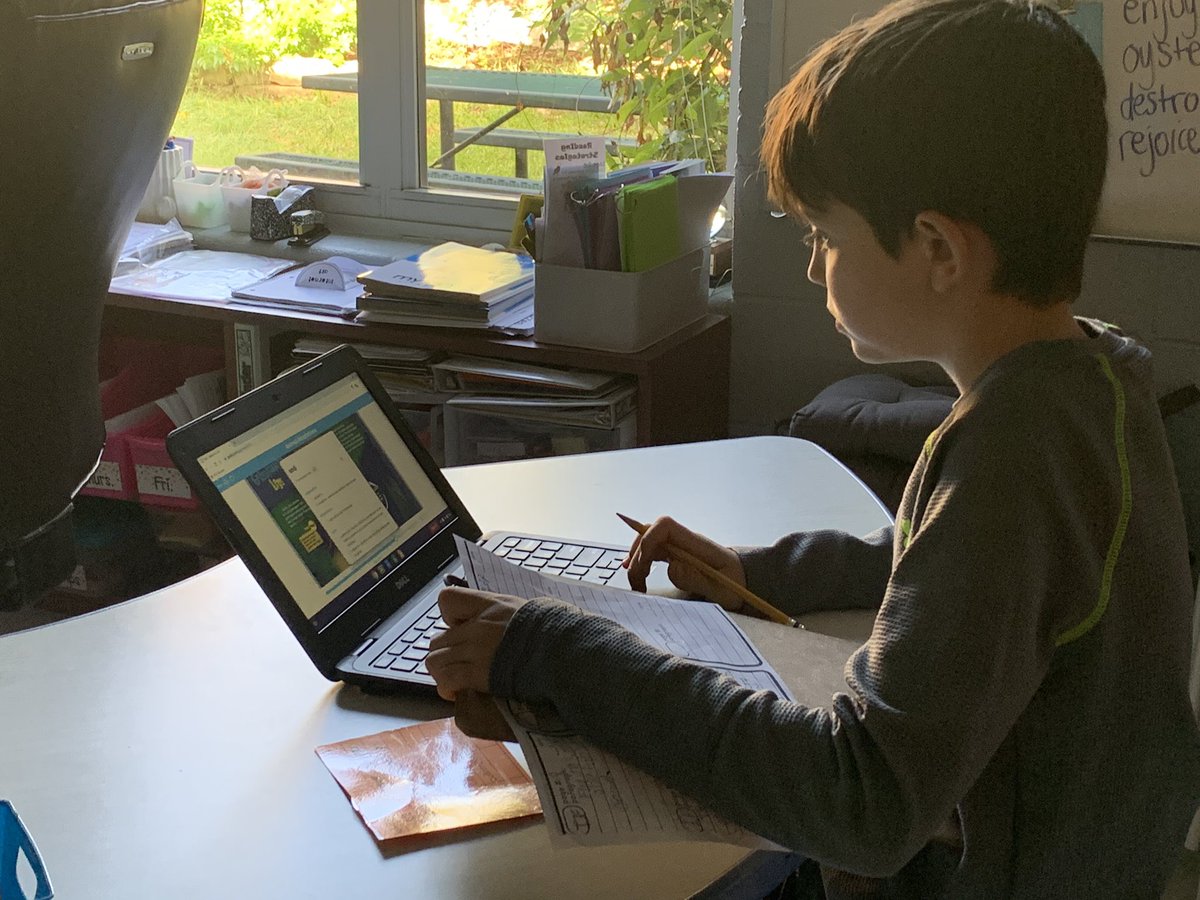 tweetingonthird's tweet photo. Learning to annotate text is easy when you have @EpicKidsBooks and #thinkmarks! #thirdgraderocks #weareboerneisd #wearereaders https://t.co/u53dUS9syP