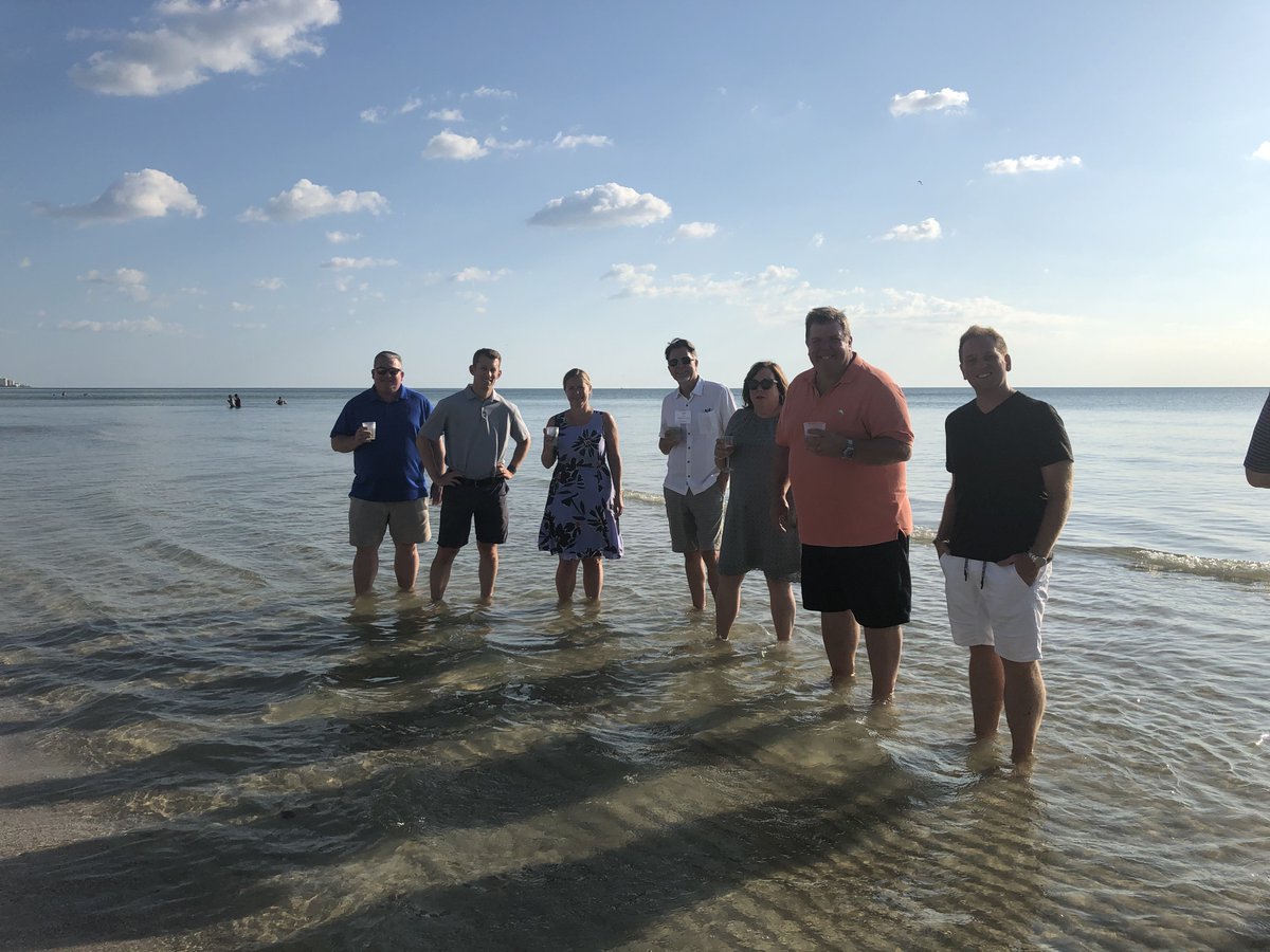 BeaconFogHorn's tweet photo. Time to unwind...
#BeaconRoundtable #DigitalTransformation https://t.co/owp1FdIxEZ
