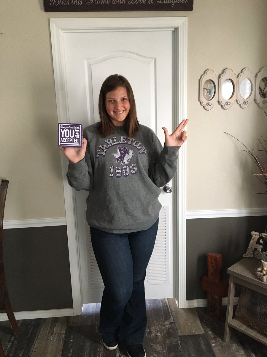 JenniferDycus1's tweet photo. Sheโs going to Tarleton!!! So proud of you @dycus_allison #tarletoncube #classof2024 #tarletontexan https://t.co/pOVj9vRY29