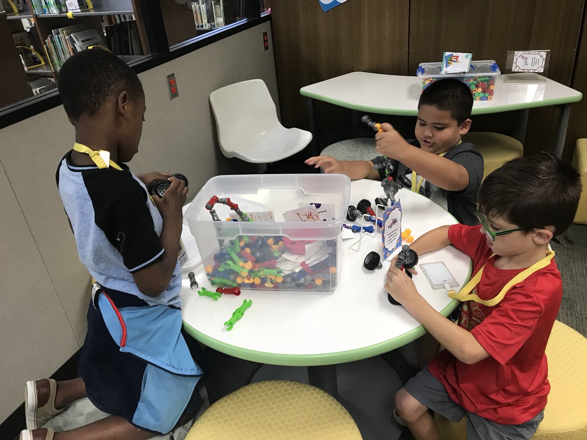 1stwithmsclark's tweet photo. We had so much fun at Brain Lab today! 🤗 https://t.co/gTN1H5rX1O
