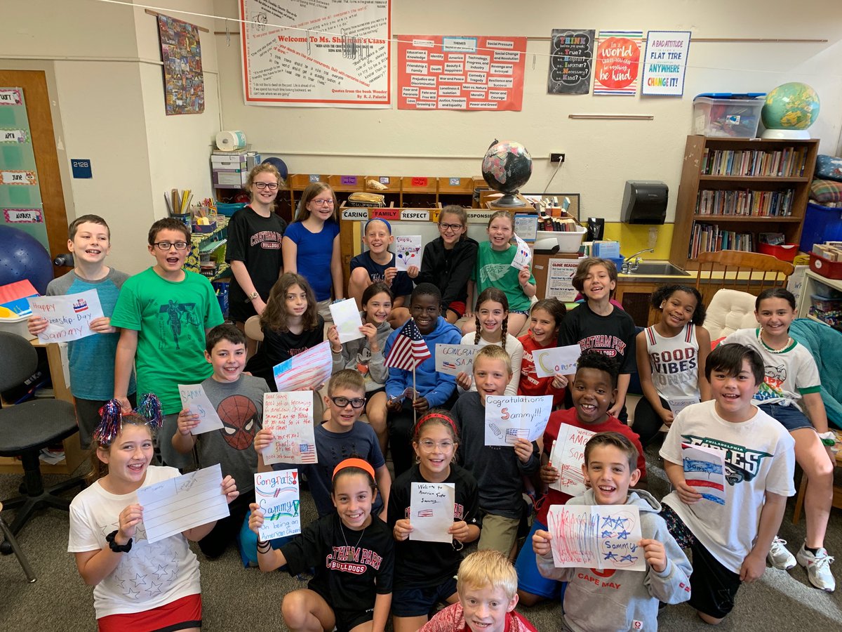 Ms. Shaiman’s 5th grade class took time to recognize an important moment in a classmate’s life. Congratulations Sammy on your U.S. Citizenship!   We are proud to be a part of your journey❤️#belongingmatters ❤️#Belongingness ❤️