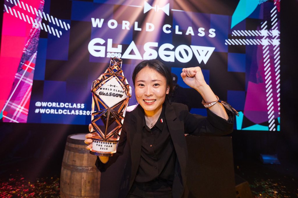 ewangunn's tweet photo. Our @worldclass Bartender of the Year 2019 is the amazing Bannie Kang from Singapore! Congratulations Bannie! #iwork4diageo #truespirit #worldclass #worldclass2019 #diageo https://t.co/roMjbd4wE1