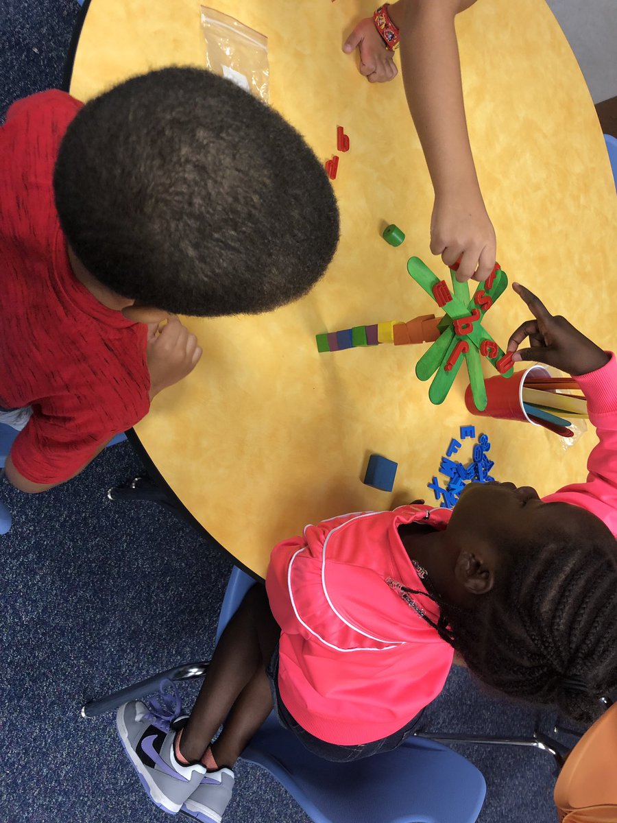 heather_janek's tweet image. Kindergarten built coconut trees today and counted how many letters they could hold!! @LindseyElem #makerspacefun