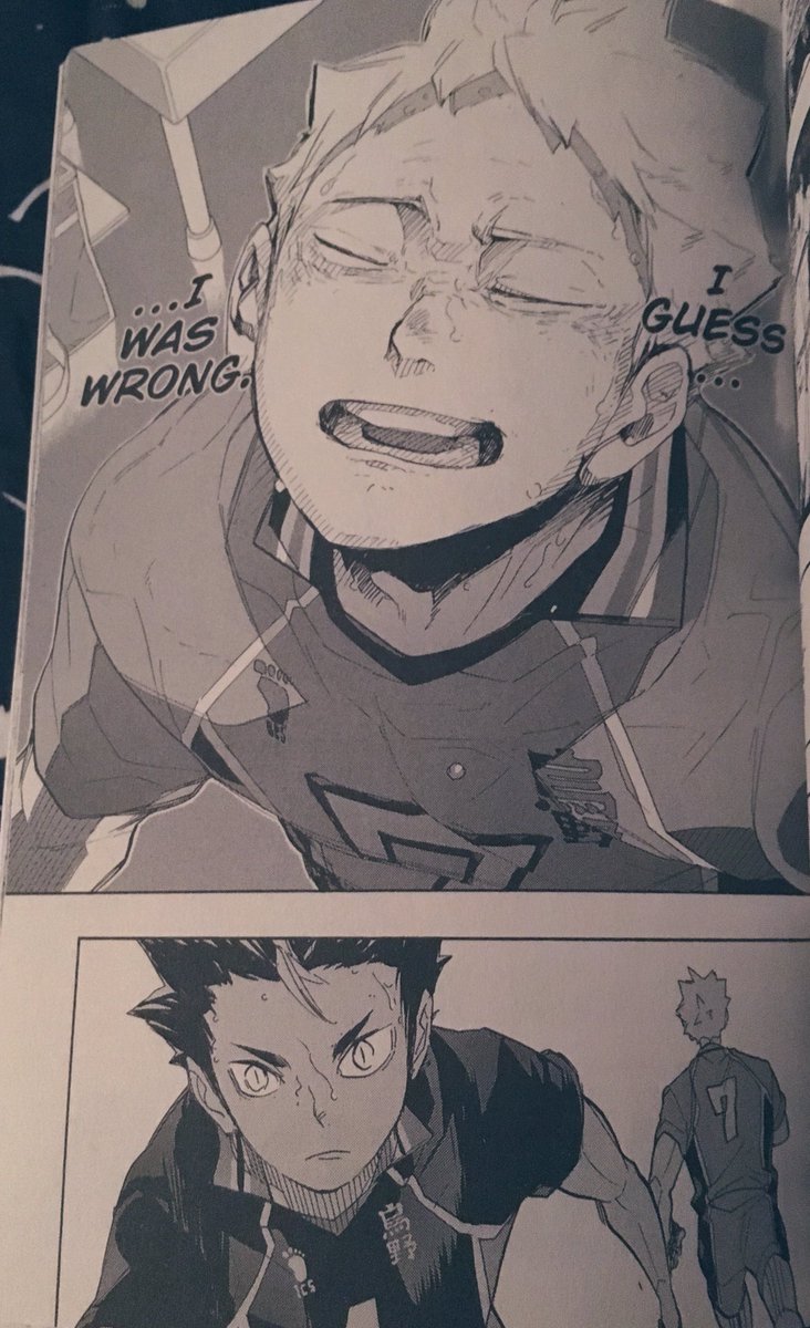 LJ_Hollywood's tweet photo. After Yamaguchi did so well when he was sent in as a pitch hitter last set it was sad to see Kinoshita miss out on his moment to shine here. He’s the last of the ita trio to get his glow up 😢
#Haikyu!! #Volume31 https://t.co/s8p7zU7npz