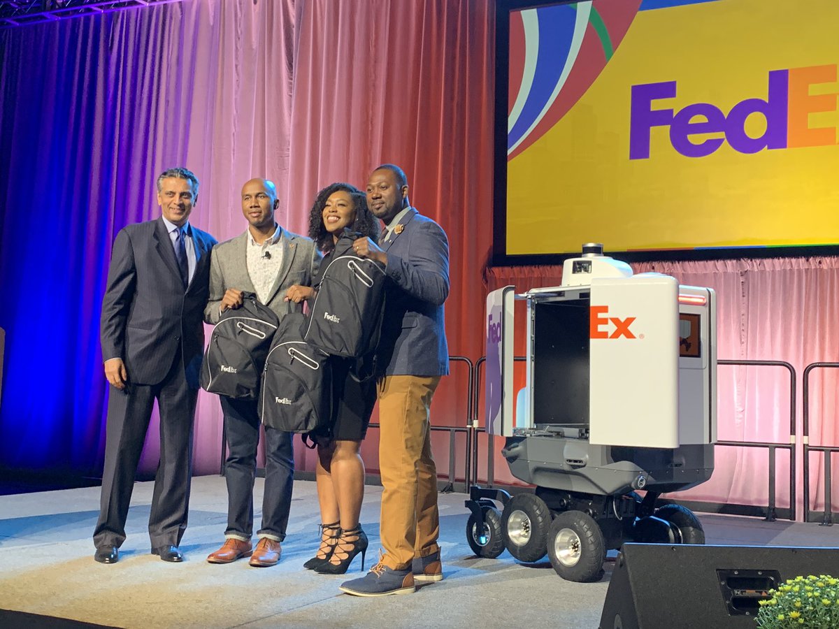 Congratulations to our Scale-Up Pitch Challenge winners!
.
🥇1st Place, People’s Choice Award winner, &amp; winner of $50,000 - Javier Evelyn (@alerje_ )
🥈2nd Place and winner of $10,000 - Trisha Vickers (Kitty Kat Beauty)
🥉3rd Place and winner of $1,500 - Jordan Syms (HLDR)