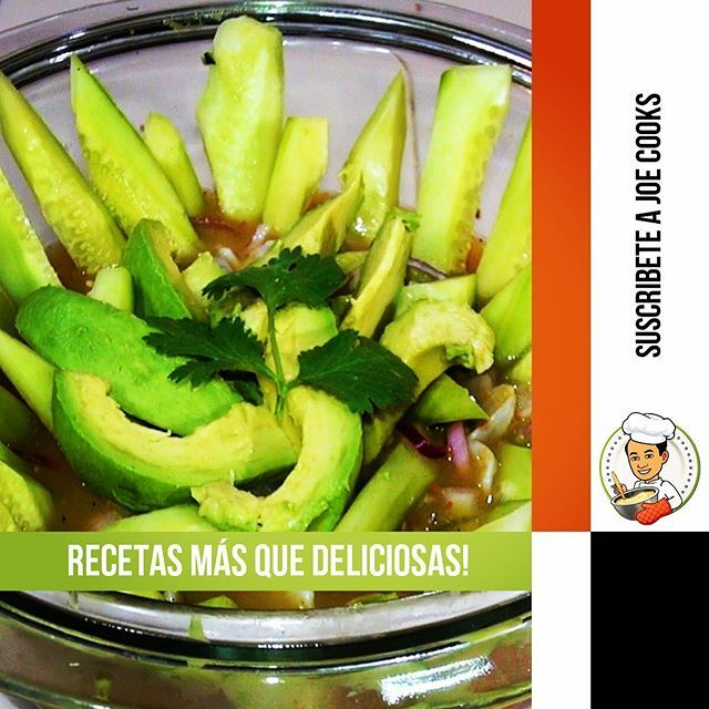 JOECooksOficial's tweet photo. Wow!! Puro y delicioso Oro Verde! #TeamWorker #SomosMasQueGeniales #aguacate #oroverde #recetas #comida #comidamexicana #youtubers #videosderecetas #aguachile https://t.co/AuZHxDrX7x