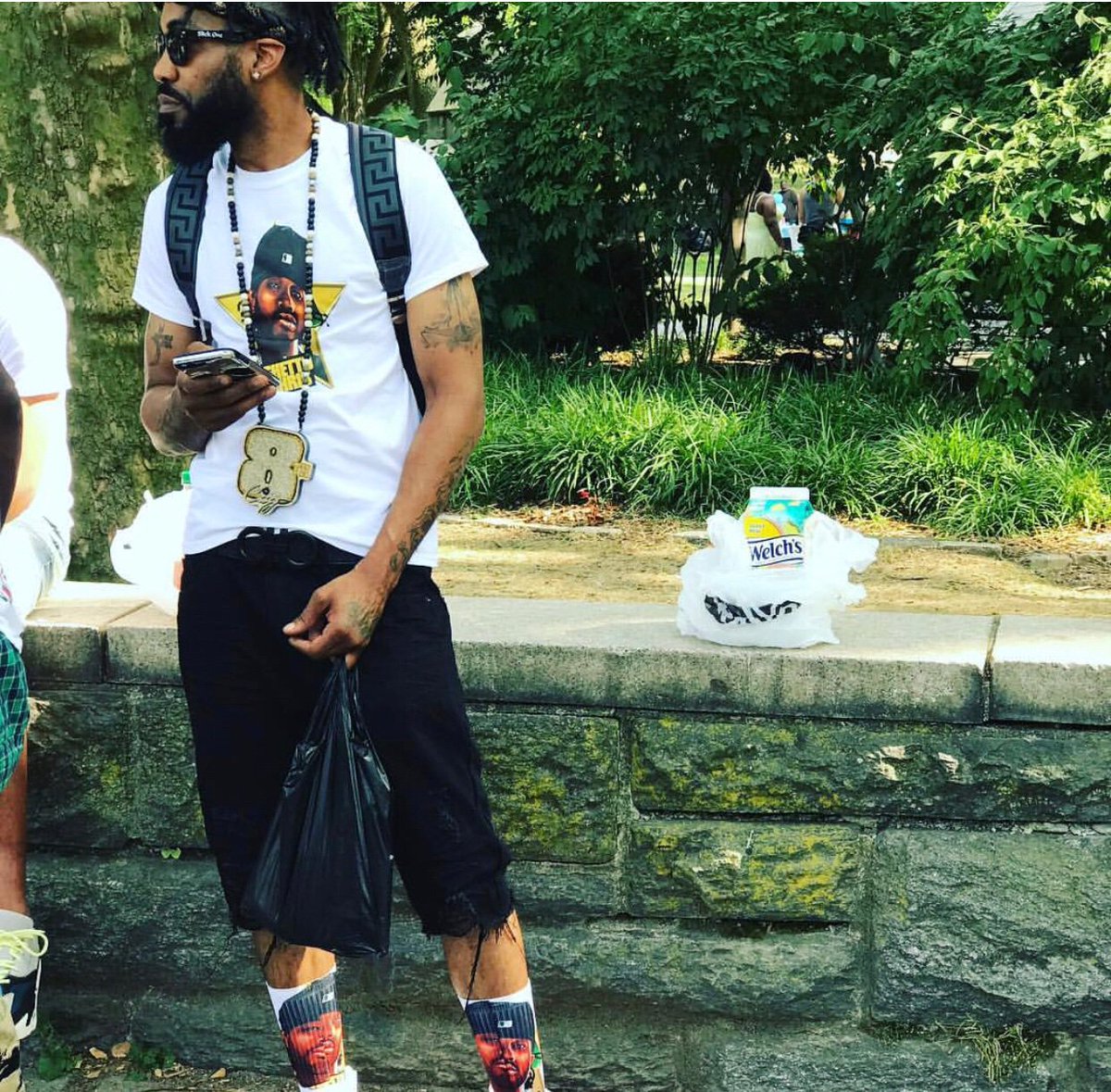 Ghettochris's tweet photo. New music 🎶 on the way, but meanwhile it’s back to growth, motivate and live, but u got to help somebody, and don’t forget self https://t.co/vSenoerrjt https://t.co/q6B0IWj01M