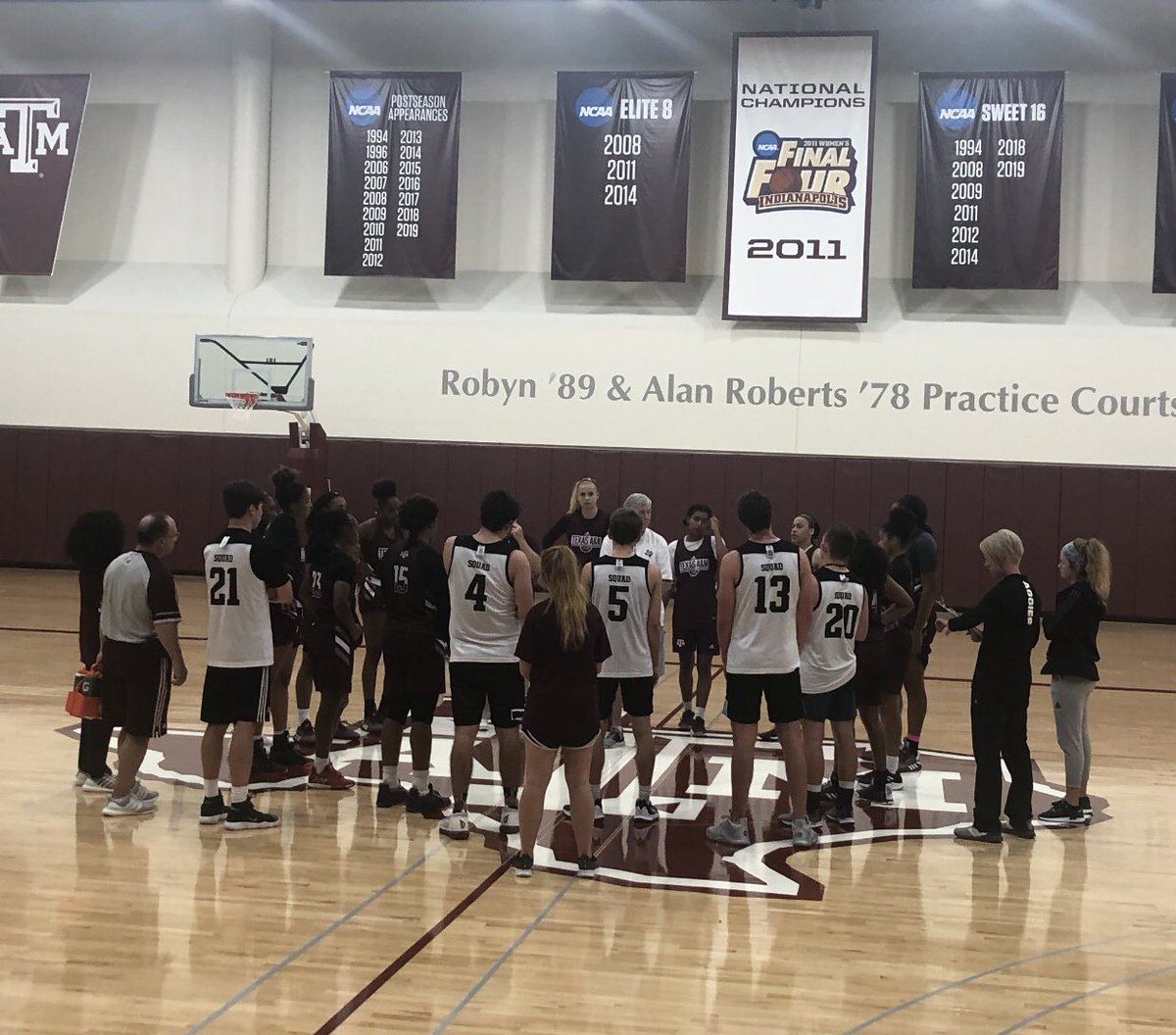 gateshoops2000's tweet photo. Many thanks to @AggieWBB and @CoachGaryBlair for allowing me into their practice and film room. I got better as a coach today. #ContinualLearner https://t.co/vLkBYMeH7n