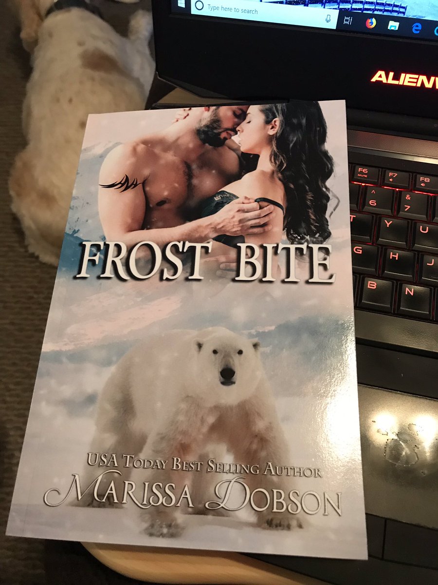 MarissaMDobson's tweet photo. Look what the mailman brought me!
And look how lovely the inside page looks with the new formatting. https://t.co/Zg5jtSzExl