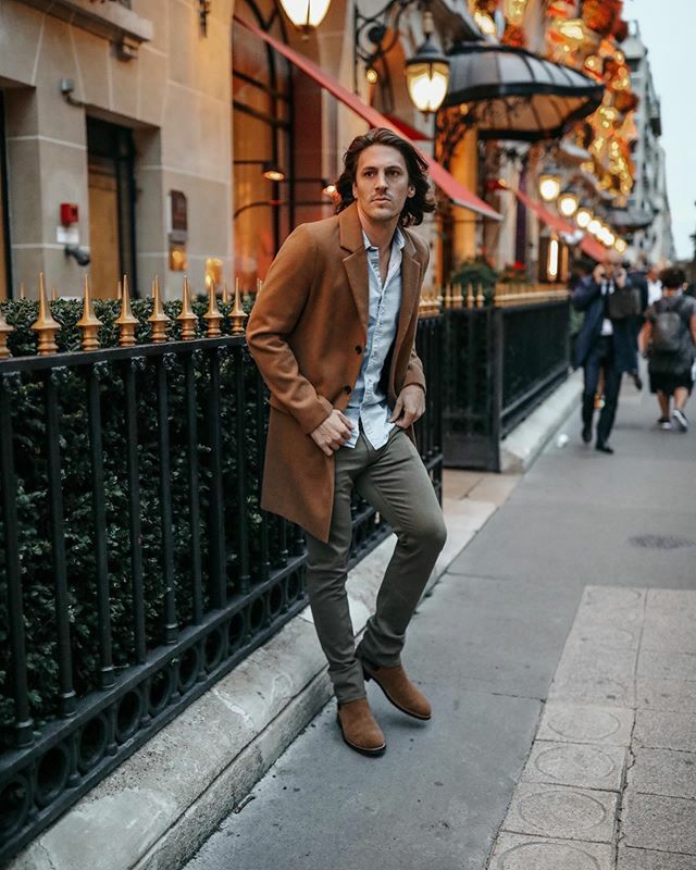 We’re getting a jumpstart on the fall weather in Paris 🍂
Now it just needs to cool off in Texas 😆

These shoes are a staple I wear every year, check them out with the link below and in my stories 👍 •
•
•
•
• 
#paris #austinblogger #mensfashionsty… ift.tt/2mZN96g