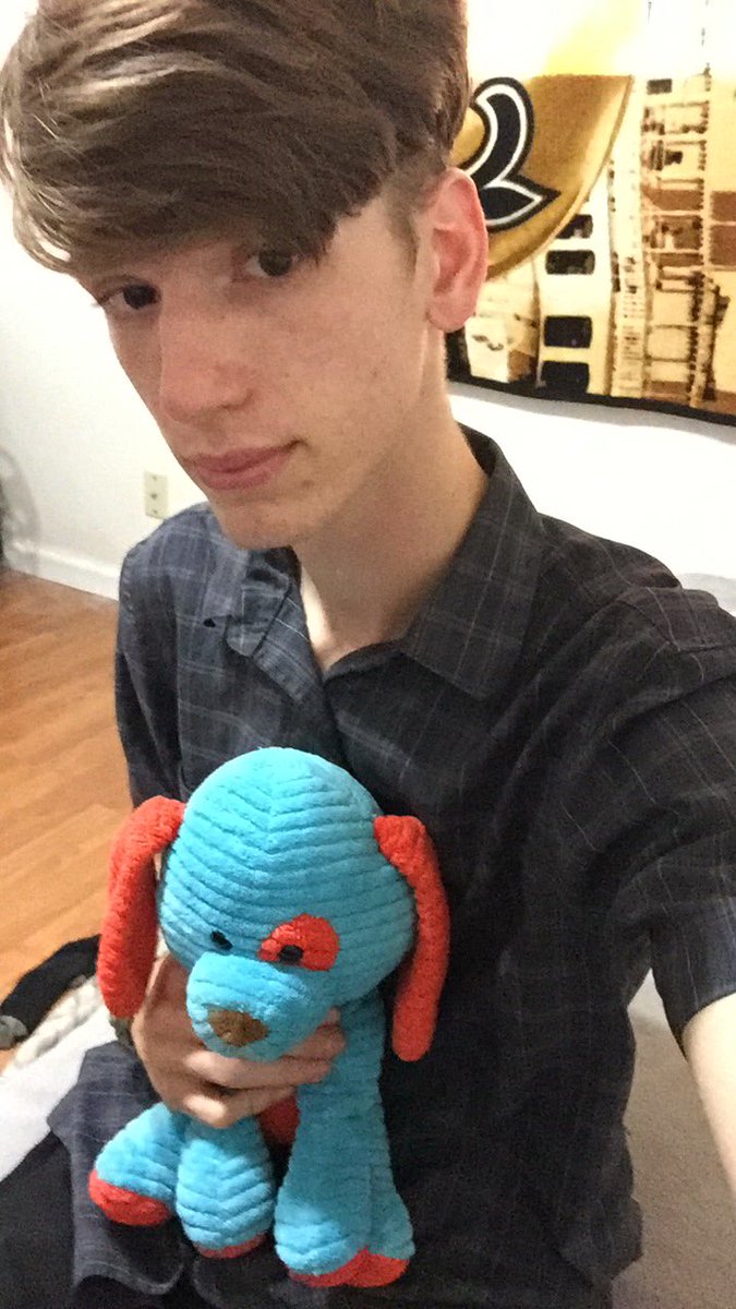 softboi_TakeMe's tweet photo. This soft boi is ready to go to class #softboi #subbyboi #education https://t.co/KhMGdRYOea