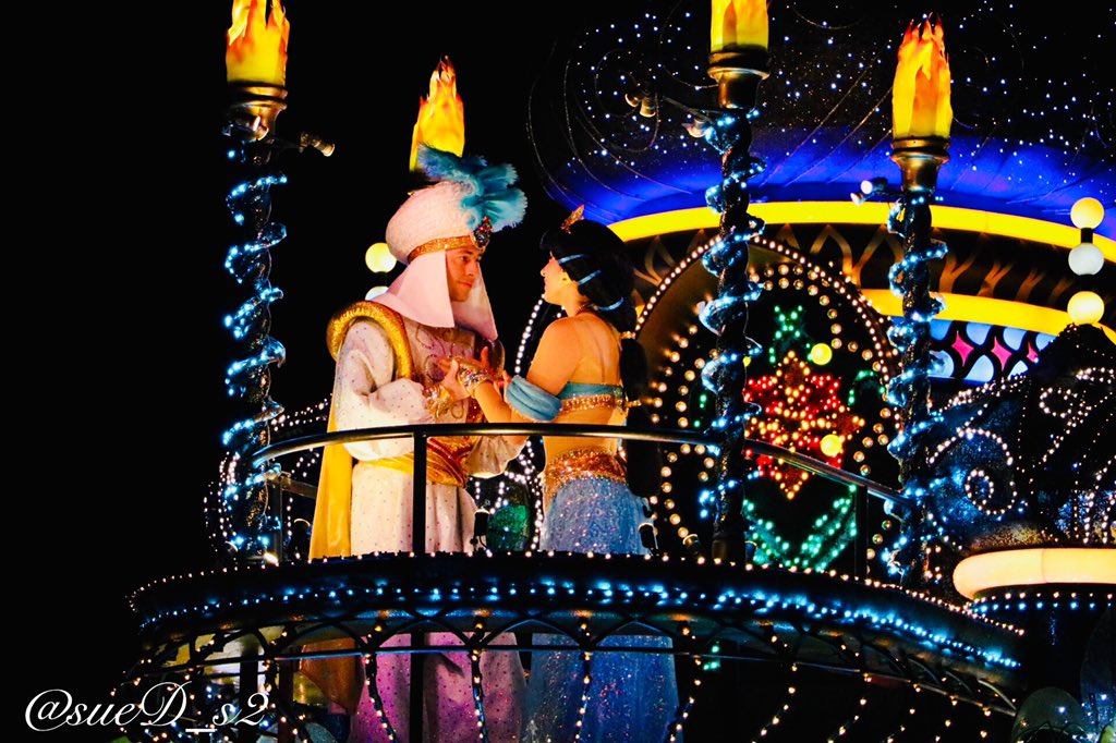 sueD_s2's tweet photo. #TDR #アラジン 
 #エレクトリカルパレード https://t.co/mQXEq5Zxdh
