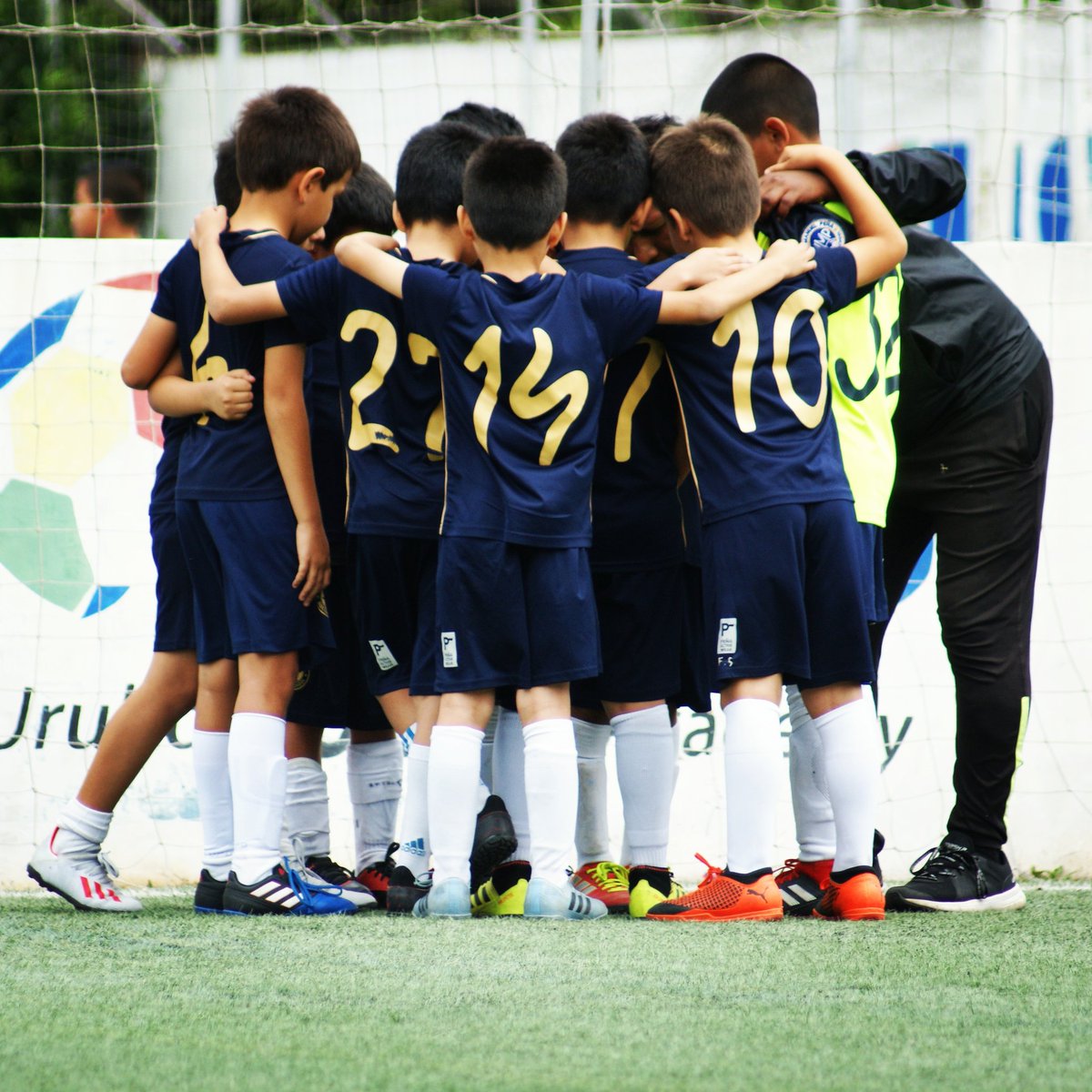 jmpsoccerschool's tweet photo. #YoSoyJMP #futbol #fútbolbase #TodosSomosJMP #futbol #jmp #MetodoIntermitenteIntegral #photo #futbol #bolivia https://t.co/DWWuwRAACW