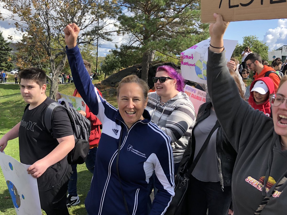 jamiewestndp's tweet image. Photos from our #ClimateStrikeCanada in Sudbury! Don’t think I didn’t see you all being awesome! 

Shout out to @sophiamathur @CROSH_CRSST @SWEAC_CEATS @LaurentianU @NDPBeth4Sudbury @ConnectedCathy @CUPEOntario @SudburyLabour @SGAAGE 
(And all the students, obviously!)

#PicMode