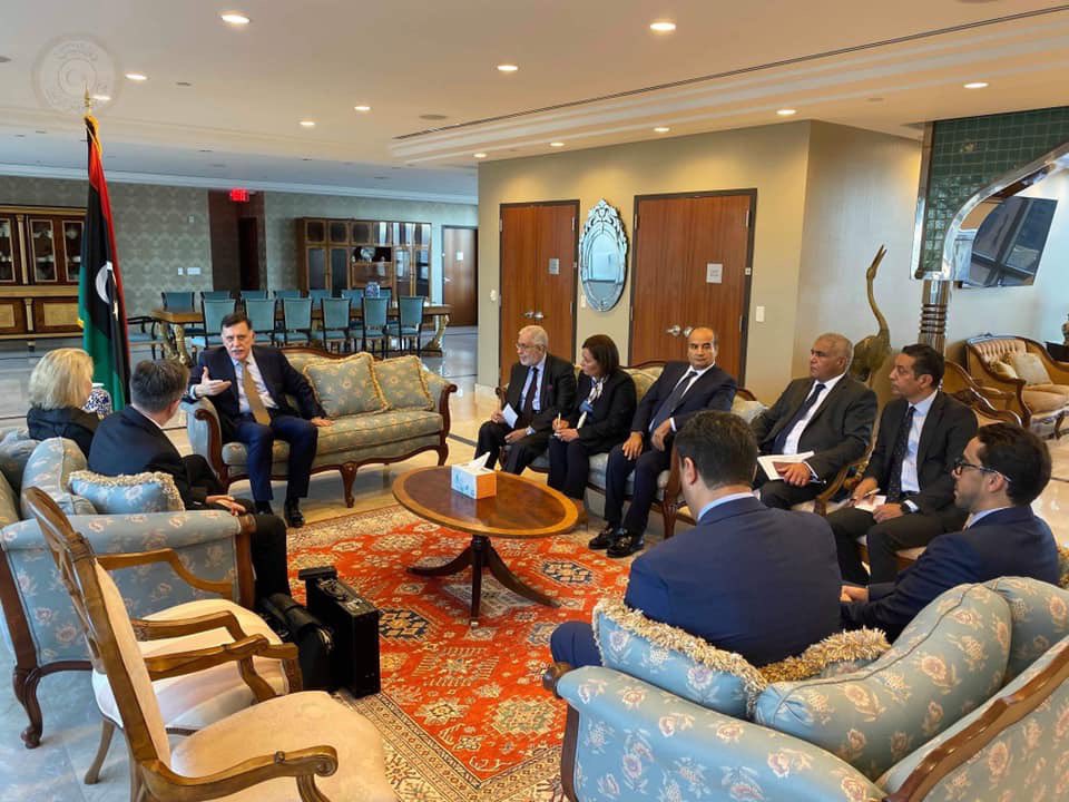 رئيس المجلس الرئاسي وسبعة من مرافقيه يلتقون بنائب مساعد الرئيس الأمريكي فيكتوريا وايتس في نيويورك. #ليبيا