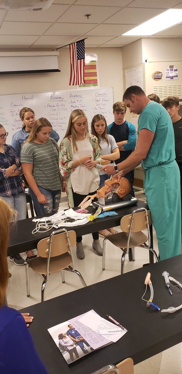 NebraskaCRNA's tweet photo. Just what is a #CRNA? Career Day 2019 allowed students at Milford High School a chance to get a hands-on, closer look at our profession. Educating students today, for better #CRNAs tomorrow. #educate https://t.co/KXvnJut2Ht
