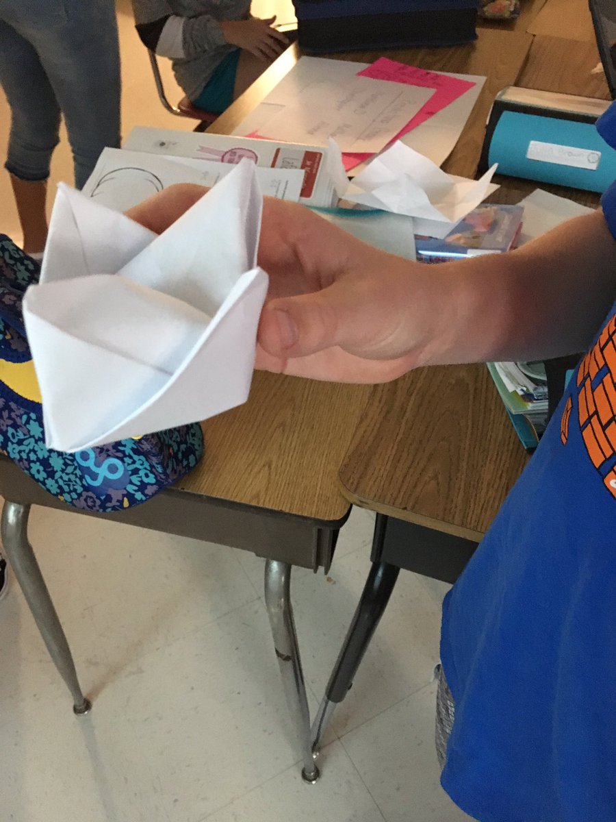 DHMSDonnellyRe1's tweet photo. Day 19:
Friends in my TA @DHMiddleAPS taught each other how to create origami! #foldingfun https://t.co/tno6Oc7w9h