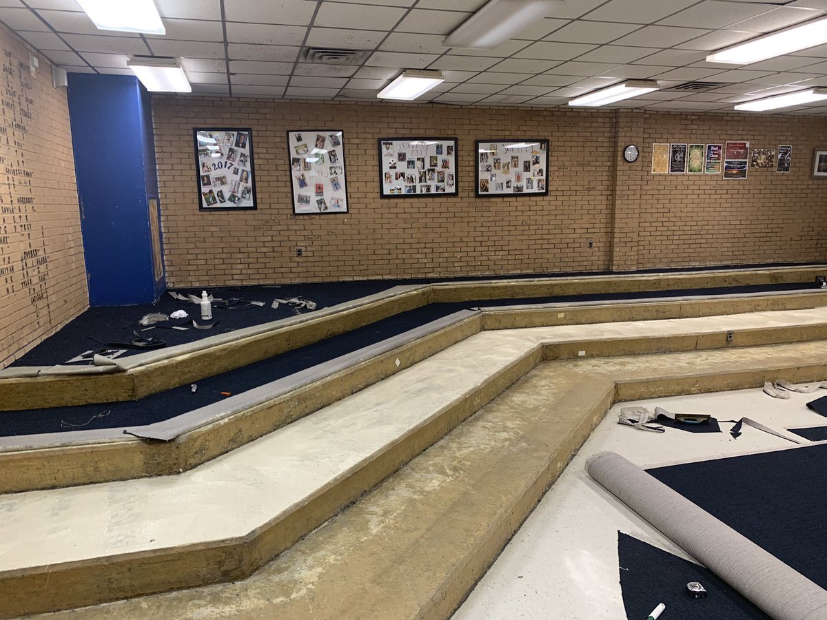 HuntChorus's tweet photo. So thankful to our superintendent of WCS for taking the initiative to replace the carpet in the Hunt Chorus classroom. Work should be completed tomorrow afternoon! #huntchorus https://t.co/IqT3VEf2rq