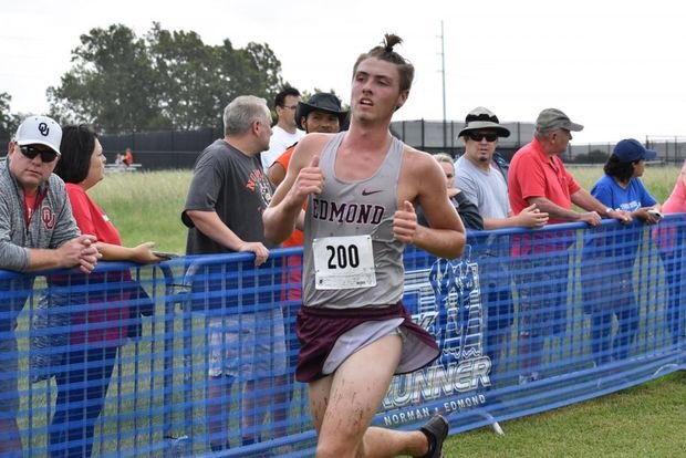 EMHSMensXCTrack's tweet photo. Senior Mcclain Irby https://t.co/YrQtYPNT1b