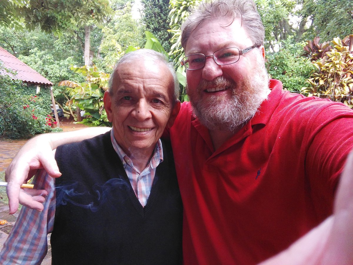 papogarcia1968's tweet image. Acaba de fallecer Carlos Catalino Cristaldo, el bien querido «Fosforito», un amigo de la vida. Fue un escudero leal de los Puerta, del Nene, Ramón y de Pedrito. QEPD.