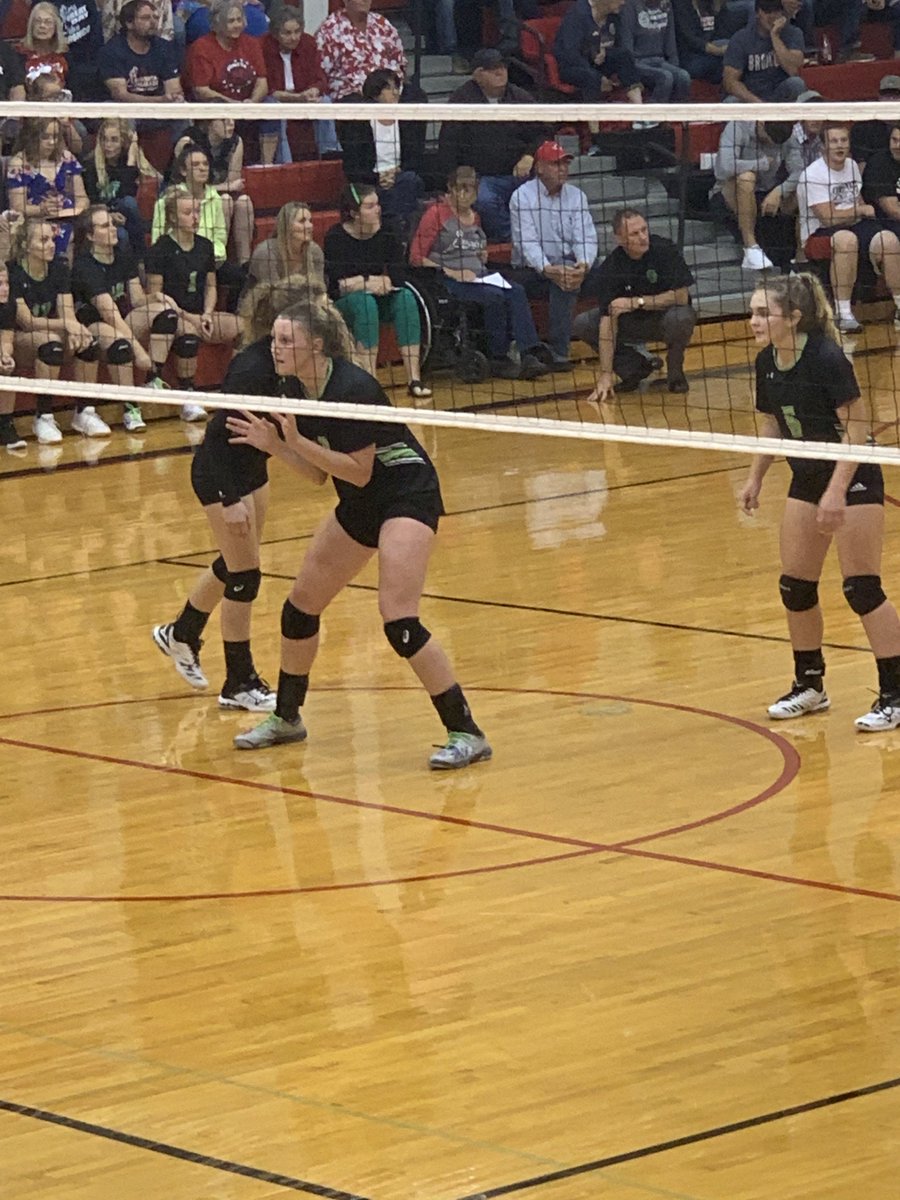 MaywoodSchool's tweet photo. MHC takes set 2 over WaPa 25-17. @HCPublicSchools #nebpreps #wolfpackvb https://t.co/mzGV8Gmiaz