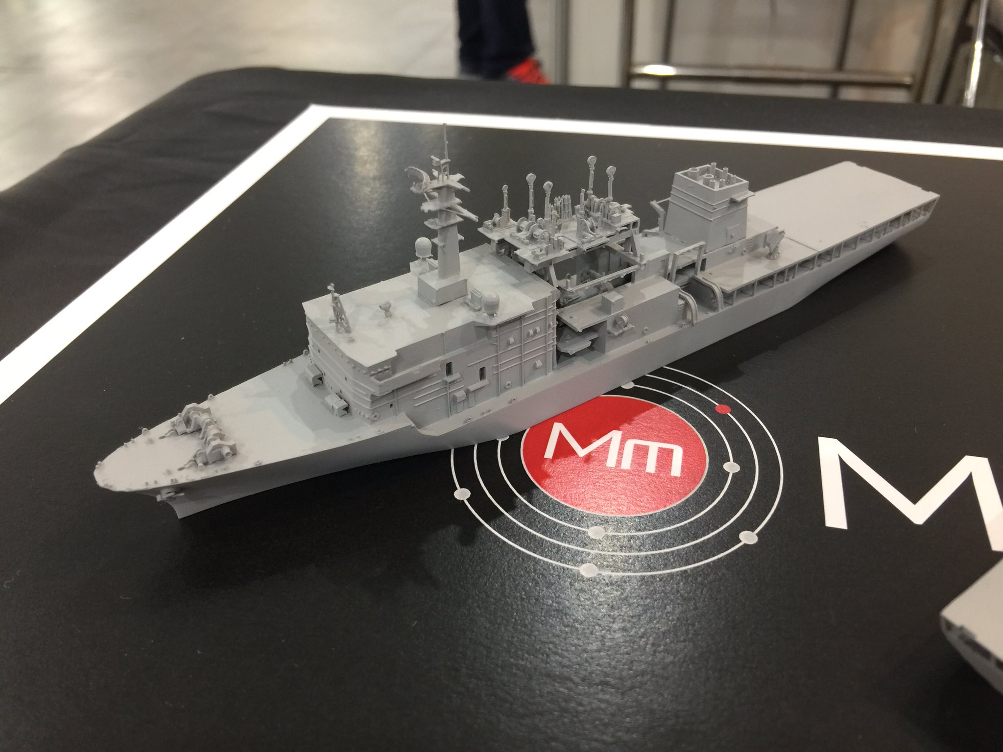 1/700　海上自衛隊潜水艦救難母艦　ちよだ 2017&frasl;7&frasl;30・31潜水艦救難母艦「ちよだ」一般公開 | 函館イベント情報局