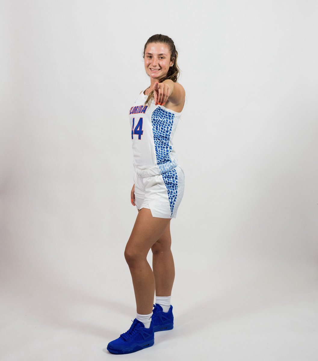 brynn farrell tweet media