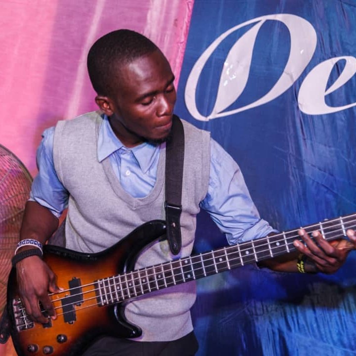 ChukumaDestiny's tweet photo. WORSHIP is #iSurrender 
it's that point where you realize He is GOD and you are just a Mere Mortal... 

#NewProfilePic 
#CaughtInTheVeryAct
#WorshipConcer
#WorshipFromDeepWithin
#MuzikLoVER
#Worshipper
#GodsSon

#follobackforfolloback
#AyamJustified https://t.co/cp2bvl2mbx