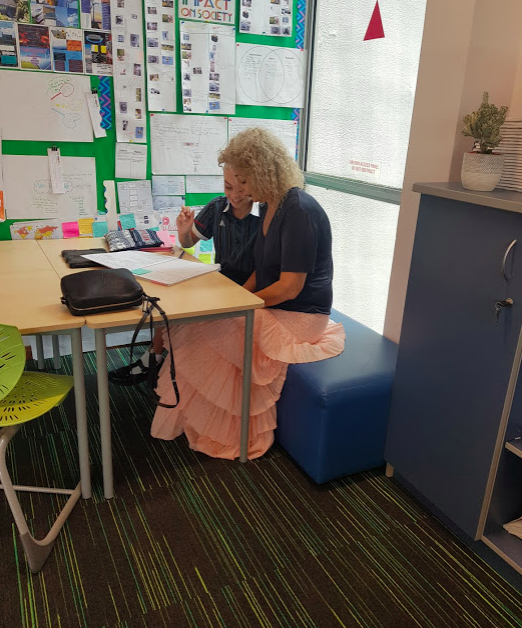 lrbennett12's tweet photo. Choosing where to sit for SLCs was easy… “Let’s show Mum &amp; Dad where we enjoy working”. 5E love working on the floor, near the windows in the sunshine and using the whiteboard tables to show their thinking #SLCs #pypchat #WeAreAIS https://t.co/vN0MRgO049