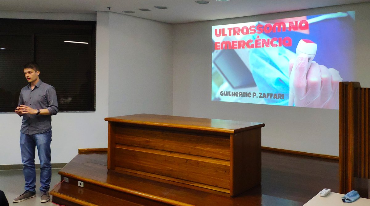 H_Herpich's tweet photo. O ultrassom já é uma realidade no atendimento do paciente crítico em nossos hospitais e emergências. Está na hora dele invadir também nossas universidades! 

Muito obrigado @guigpz pela excelente aula e por ter inspirado tantos alunos na noite de hoje!

#FOAMed #FOAMedBRA https://t.co/NWEDewV4Cv