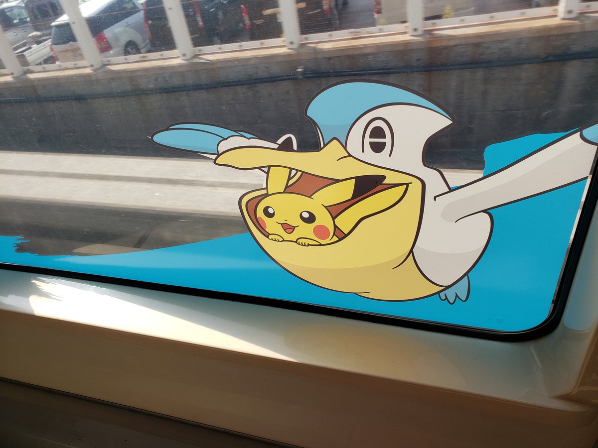 うみづき Keiichisennsei この丸顔はポケモンセンターデザインのピカチュウなのでシッポが大きいのです シッポですね T Co Xg7txqacnd Twitter