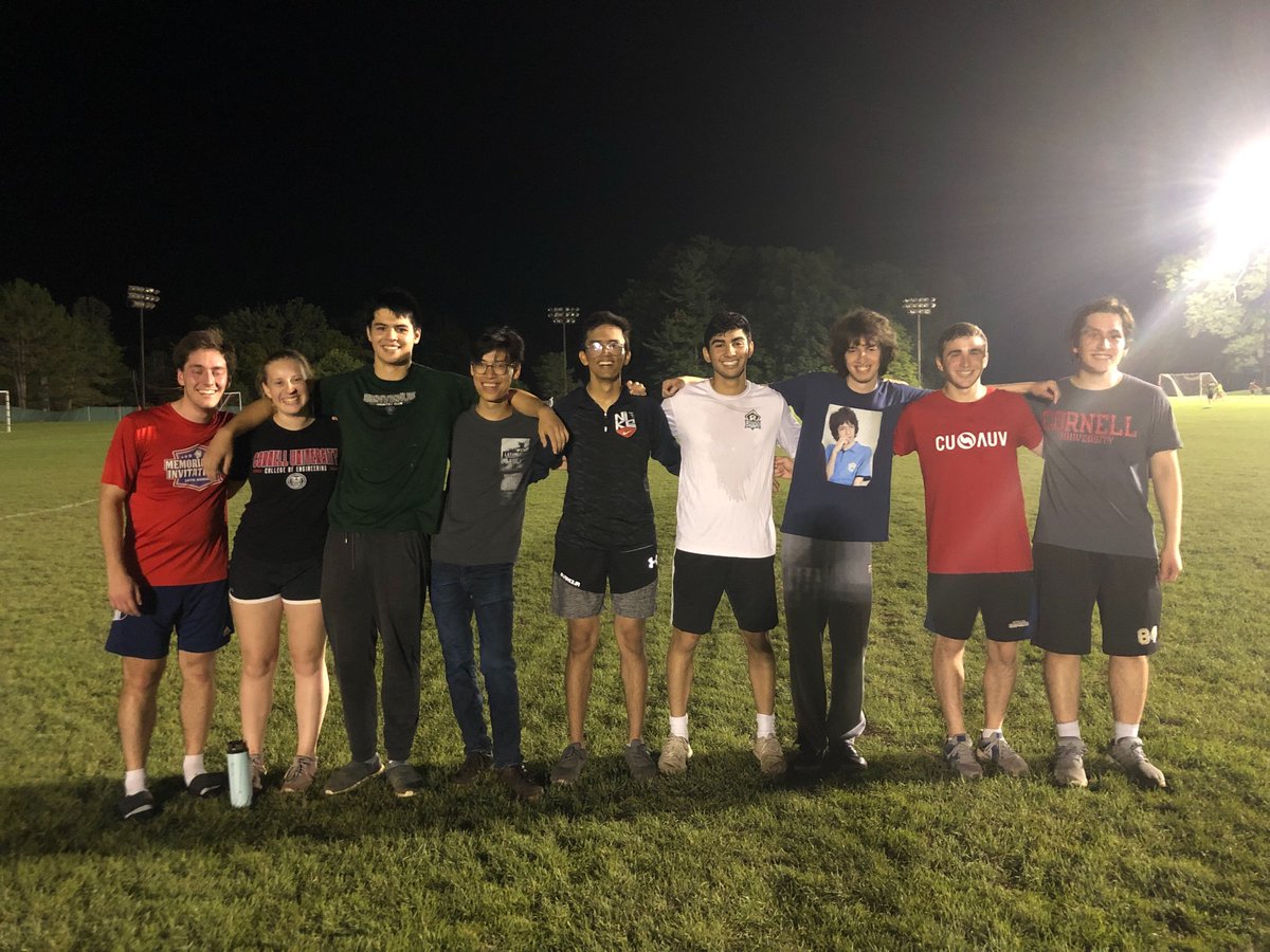 The team is having a great time playing #IMSoccer 

Makin' waves both on the field and off!