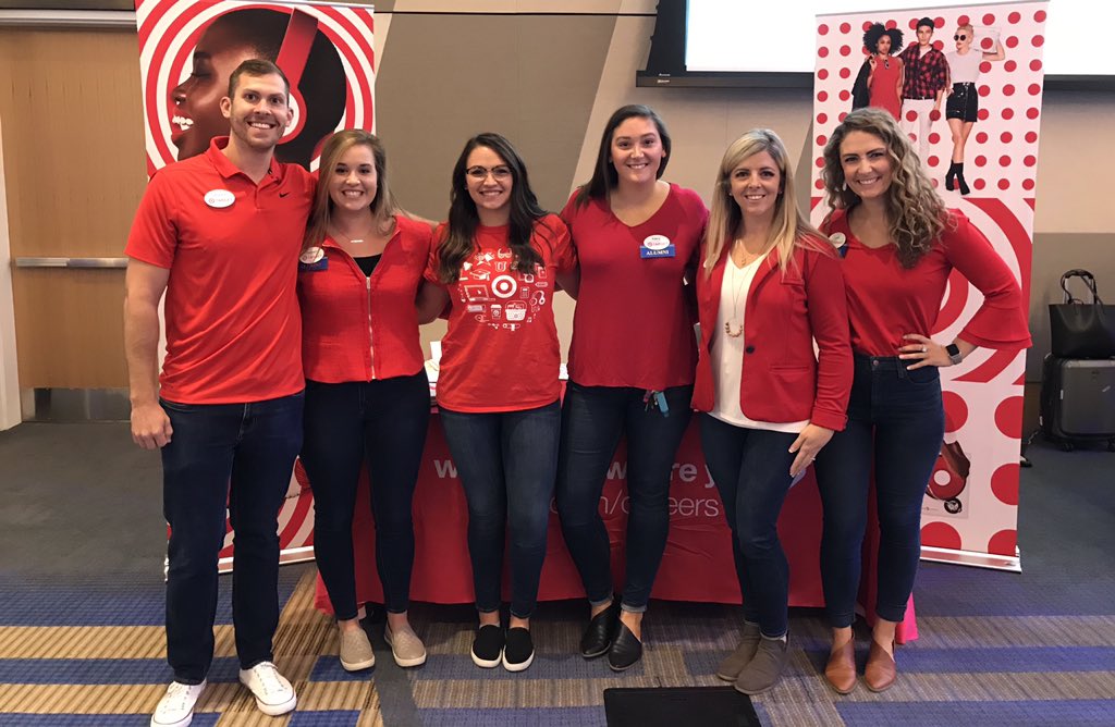 Recruiting amazing talent at the BEST University! #BleedBlue #WorkSomewhereYou💙 <a href="/tfarmer216/">Travis Farmer</a> @AshleyM4Target <a href="/kenziepaynehart/">Kenzie Payne Hart</a>
