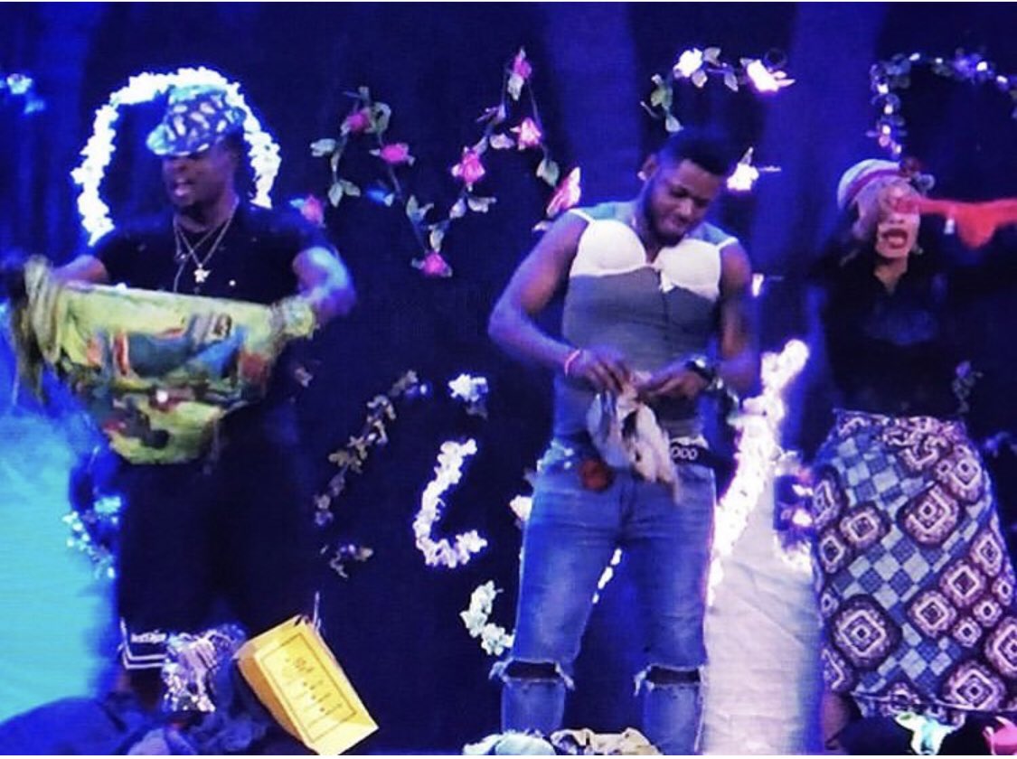 TomilolaAfolabi's tweet photo. I like how they always mention mercy name first ❤️❤️❤️❤️❤️❤️❤️❤️They respect and recognition 💯💯she deserves it🥰🥰🥰🥰🥰#BBComedyNight #BBNaija #BBPepperDem10 https://t.co/DUiymK0uF2