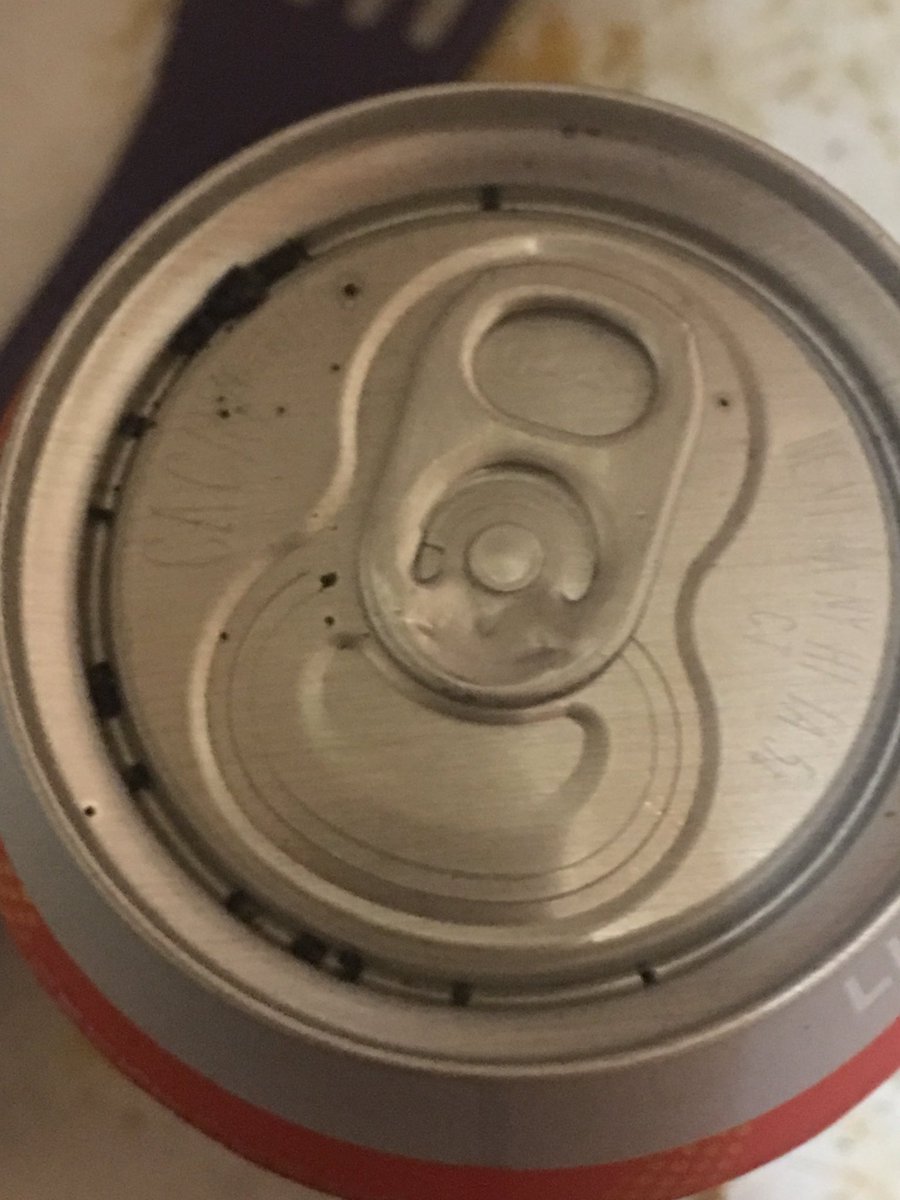 drunkenhat's tweet photo. I like ur beer a lot but not when there is mold on the can come on https://t.co/VzaVAqarSo