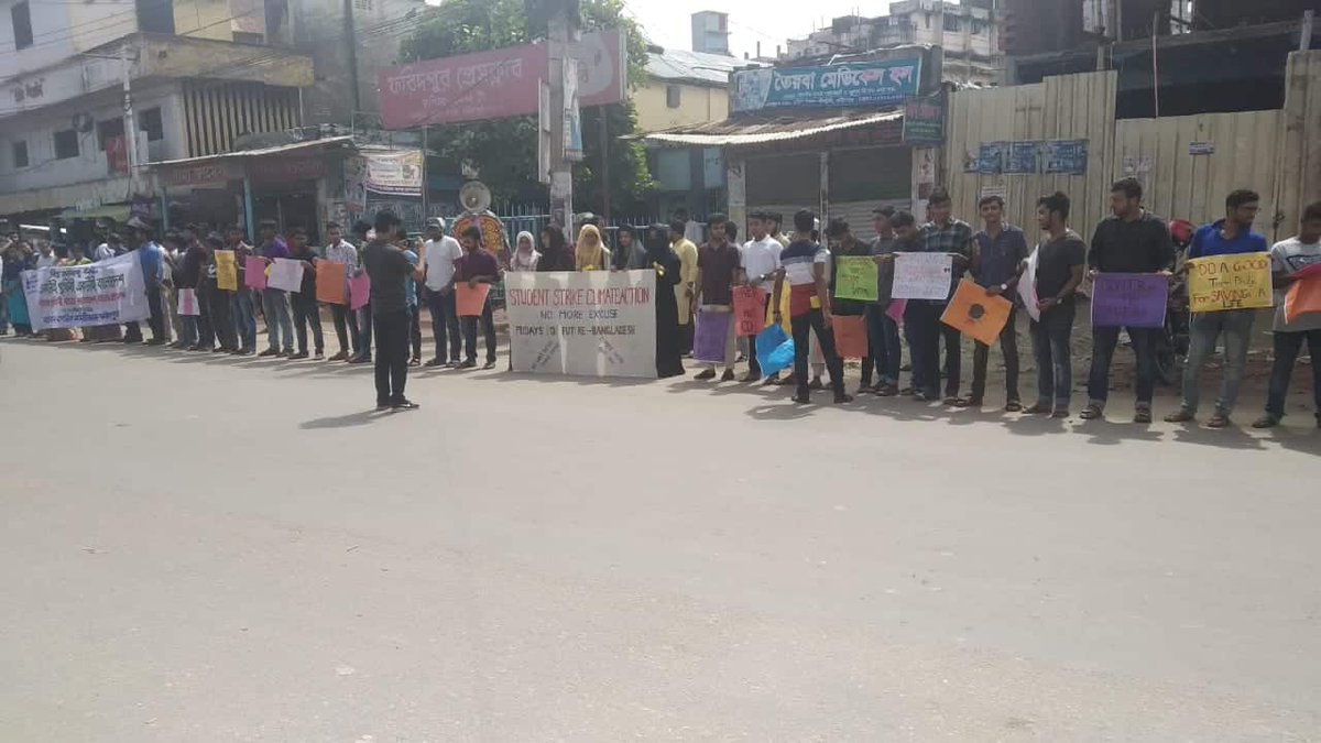 Shaifulism's tweet photo. From Faridpur,a region of Bangladesh joined in global climate strike action week to support @GretaThunberg and @Fridays4future.

@FFF_Bangladesh 
#ClimateStrike 
#ClimateAction https://t.co/XtXWfhnQmQ