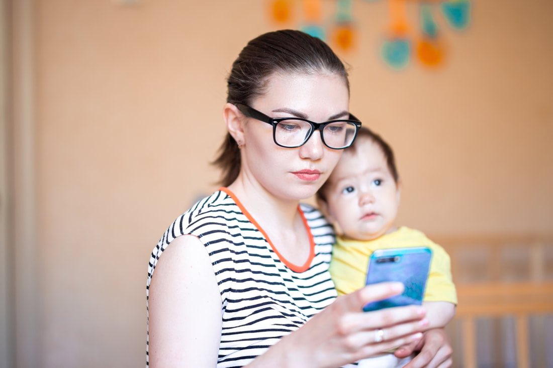 makesmilk's tweet photo. Most parents are now comfortable with the idea of responsive feeding for infants (and not waiting for some magic interval of X hours). But not everybody understands that counting minutes can be just as harmful: https://t.co/Hdit2NMNQ6 https://t.co/UsV2SAU1bO