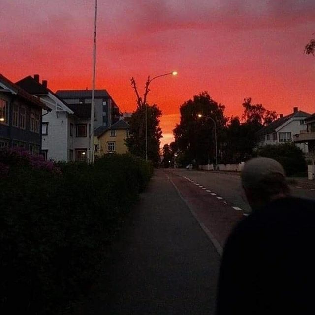 Jünger’s debutskive JUNOME er ute nå i alle kanaler! Link i bio! #stundom #junome ift.tt/2lzkswD