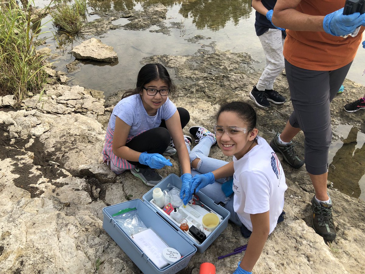 WonchScience's tweet image. As we study fecal transplants, we also had an opportunity to determine the amount of fecal matter in the creek.....a microbiome to what organisms?  It’s not gross.....it’s SCIENCE!