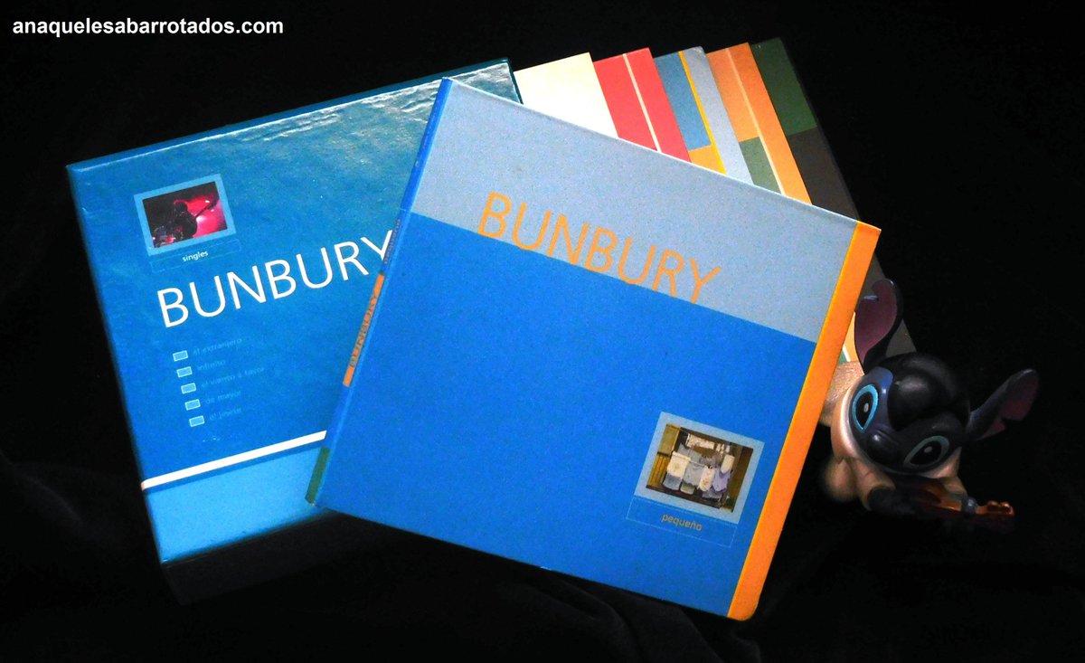 ¡20 aniversario!
El 27 de septiembre de 1999 se publicó "#Pequeño", de <a href="/bunburyoficial/">Enrique Bunbury</a>.
Con sus sonidos mediterráneos (y la vista vuelta hacia Latinoamérica) fue un paso esencial en la evolución de un artista que no ha dejado de crecer...
---
"Infinito"
📽️ youtu.be/cnrcOELjnr0