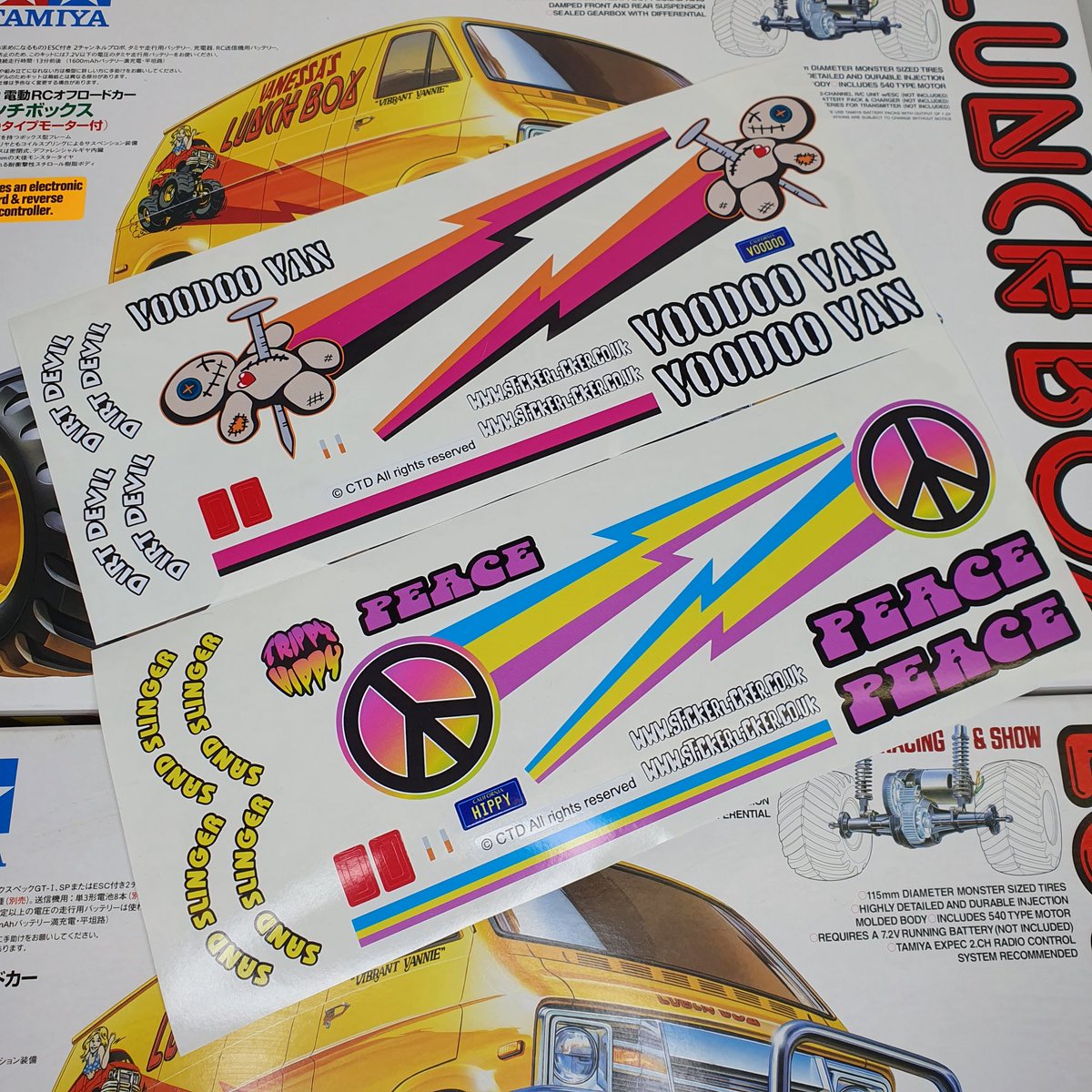 Stickerlicker_'s tweet image. Vinyl Stickers to fit Tamiya Lunchbox 
Available in 6 designs from stickerlicker.co.uk

#tamiya #lunchbox #tamiyalunchbox
#rctrucks #vintagerc #vintagerccar #tamiyaworldrc #vinylstickers #retrorc #rc #rcmonstertruck #monstertrucks #radiocontrolledcar #rcdecals #decals