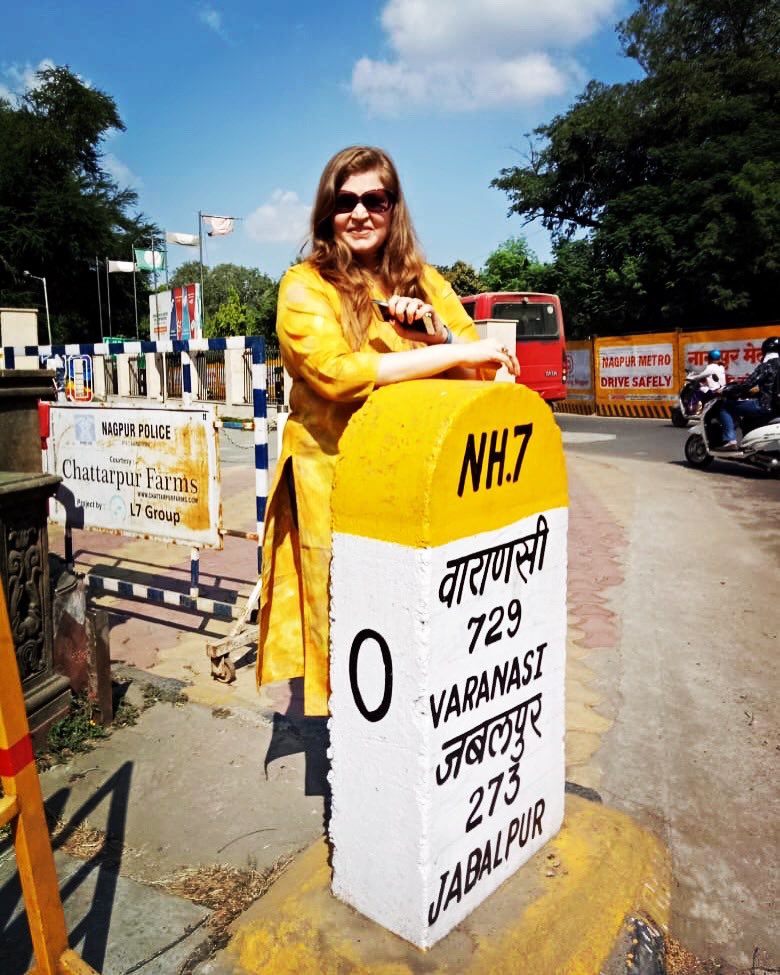 VidhiKasliwal's tweet photo. It was a quick one day trip to #Nagpur... but it was a lot of fun!!! #ZeroMileStone #VKsTravelDiary #Throwback https://t.co/JbGCoSCvBl