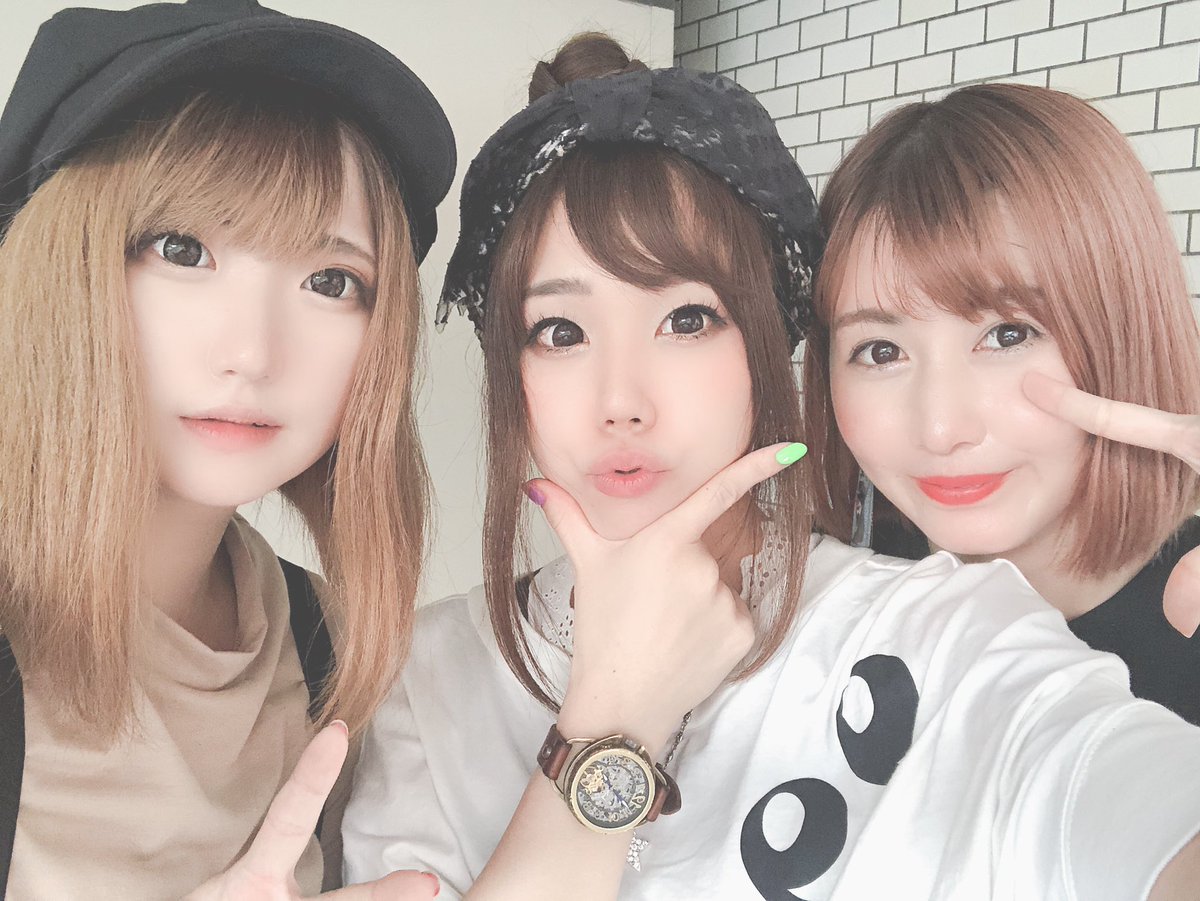 小鳩まり Kobatocchi Twitter
